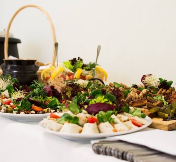 catering stół bok